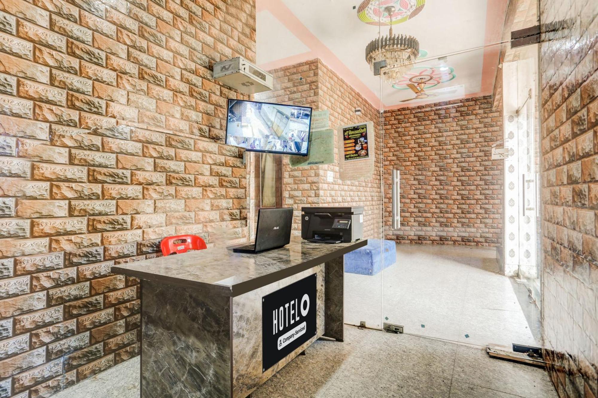 Hotel O Chahtikara Chowk Vrindavan Formerly Laddu Gopal 3*